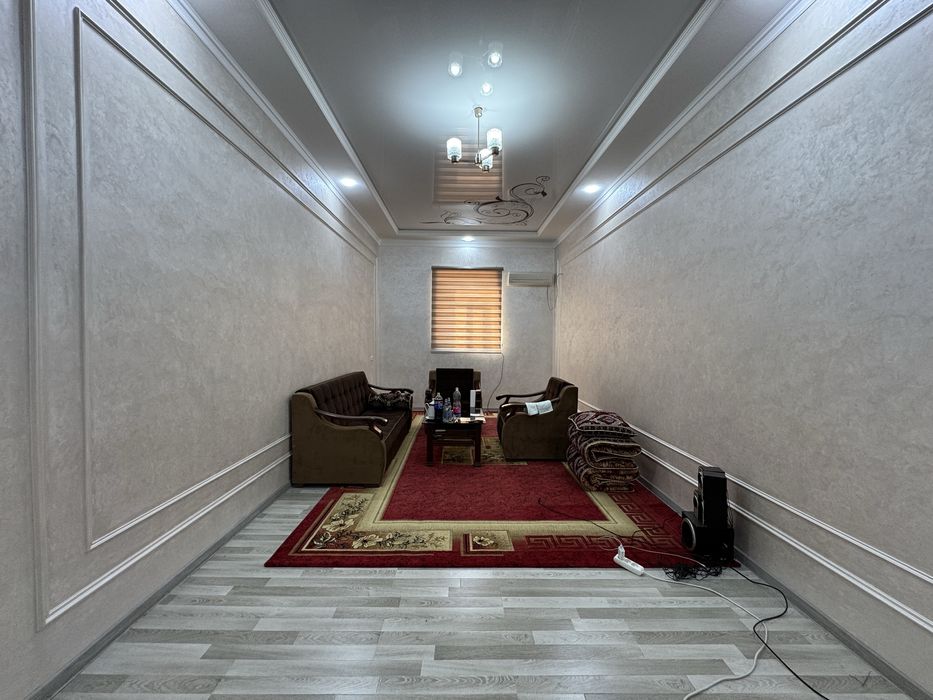 2 qavatli yarm plan xovli joy sotiladi