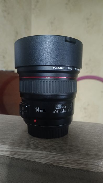 Продается объектив YONGNUO 14мм 2.8