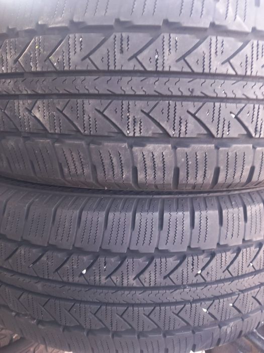 215 65 15C 2bucăți cauciucuri iarnă