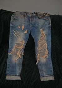 Blugi/jeans boyfriend rupti