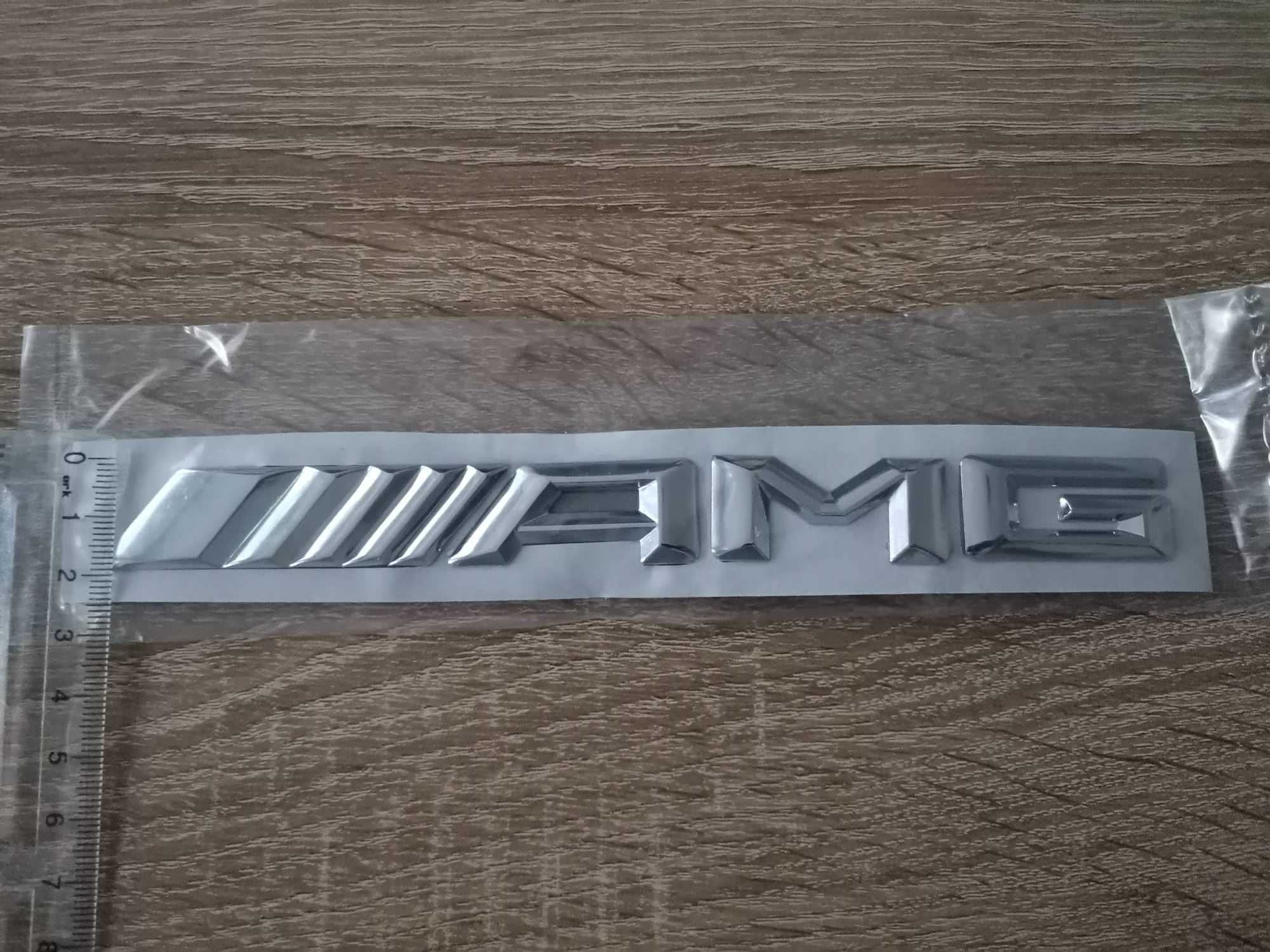 сребрист надпис Mercedes Benz AMG АМГ