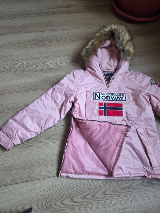 Зимно яке за 14 години момиче Norway