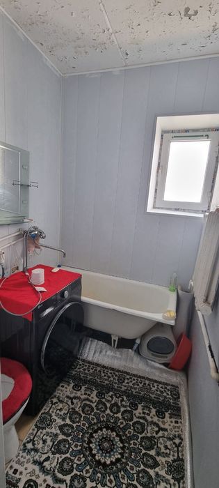 1 xona 2 xona qilingan uy sotiladi