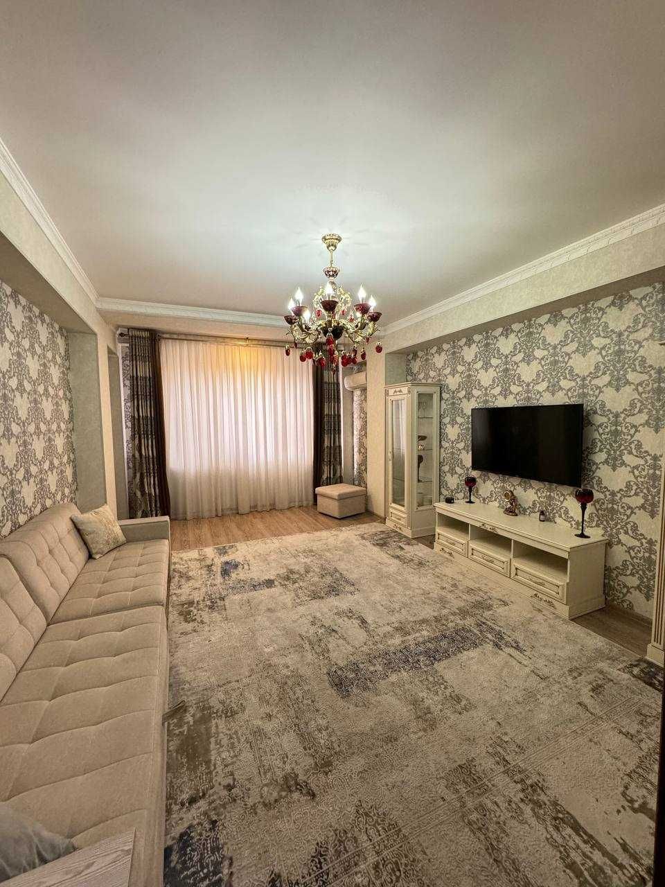 Паркентский кафе Уммон 3-комн 5/9 131 м² 3 с/у кирпич ремонт меб/тех