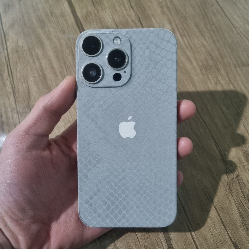 iphone xr 15 pro korpus radnoy narsa