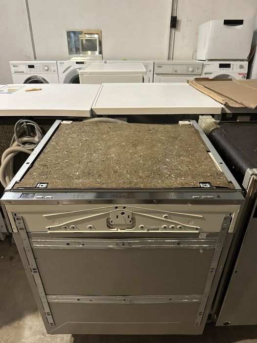Съдомиялна +гаранция. MIELE за пълно вграждане 60см. Доставка за София