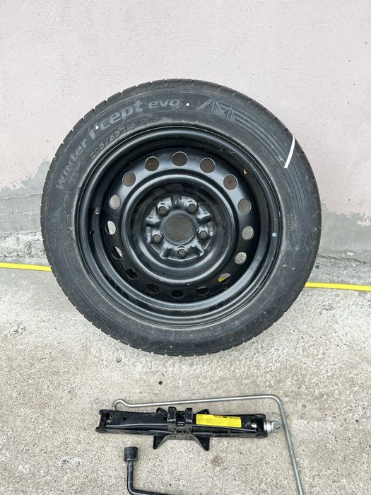 Roata de rezerva, cric, cheie roti Toyota Corolla