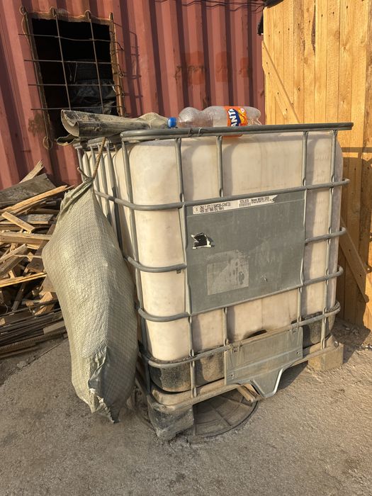 Емкость для воды Еврокуб