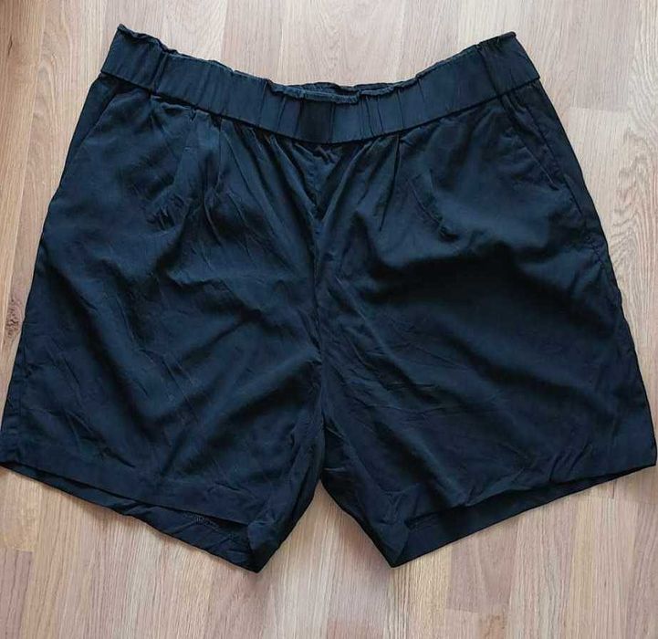 Къси ежедневни панталони