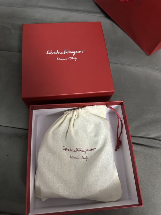 Curea Salvatore Ferragamo originala