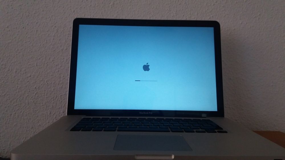 Apple Macbook Pro 15"