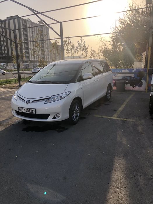 Toyota PREVIA S dubai uchun chiqarilgan