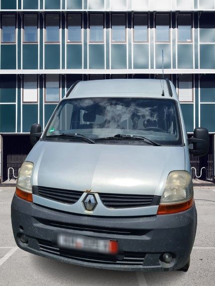 Dezmembrez Renault Master II bus 8+1 2.5 DCI 88 KW G9U 650