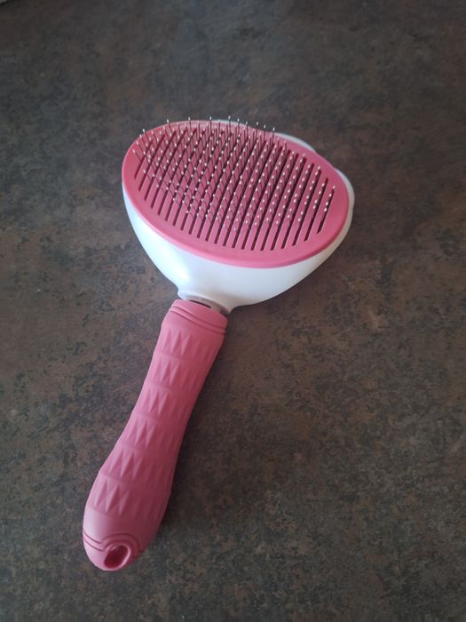 Perie pentru animale de companie