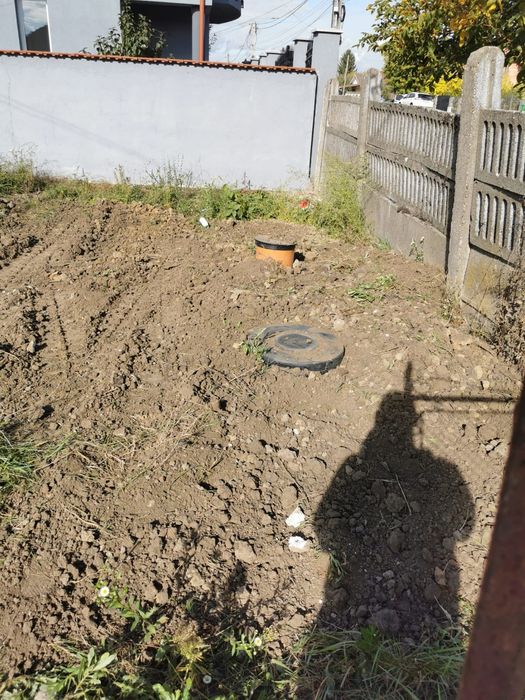 Vând urgent teren intravilan 12 arii cu proiect de casă Lucian Blaga