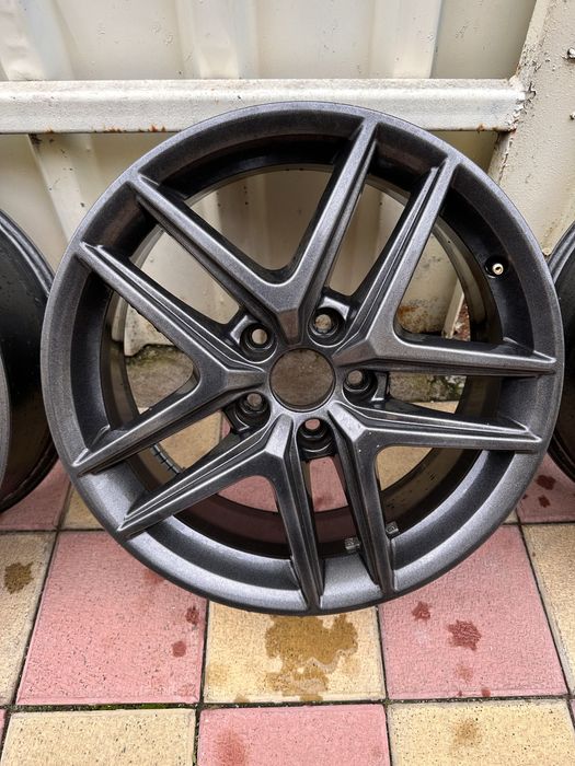 Jante OEM Audi A4 B9 Allroad r17 5x112