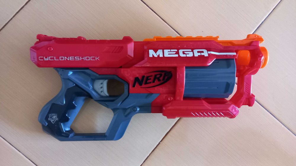 Mega Nurf пистолет