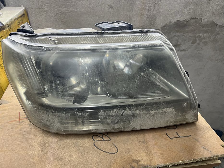 Продам фары Сузуки Гранд Витара