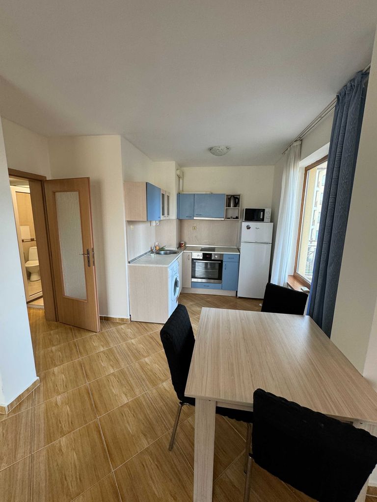 Продава се Двустаен апартамент в к.к. Слънчев бряг - 87 кв.м за 897 €/кв.м - Снимка #3