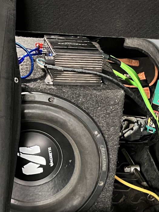 Сабвуфер 12 мачета с усилком