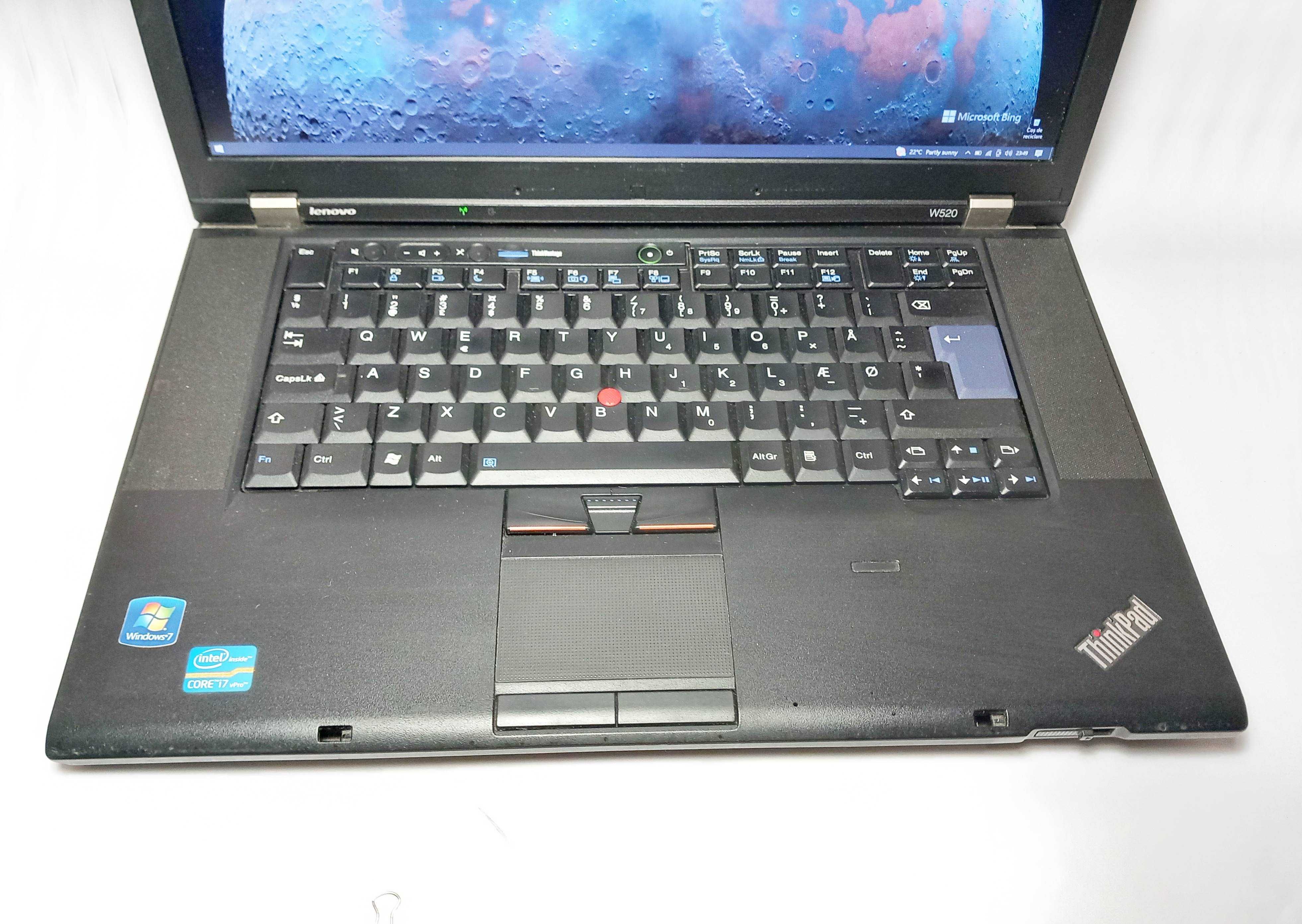 Laptop Lenovo ThinkPad W520 Core i7 2760QM 465GB 16GB DDR3 - 15,6 inci