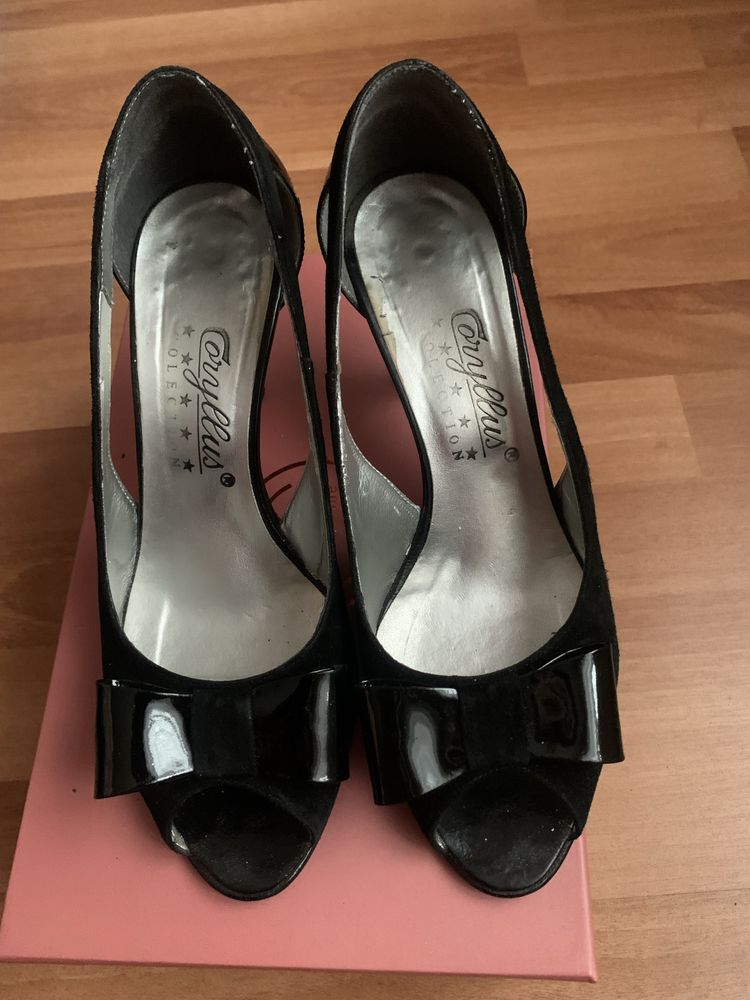 Pantofi in stare foarte buna