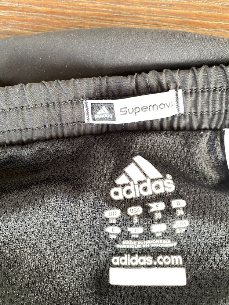 Къси панталони adidas, reebok