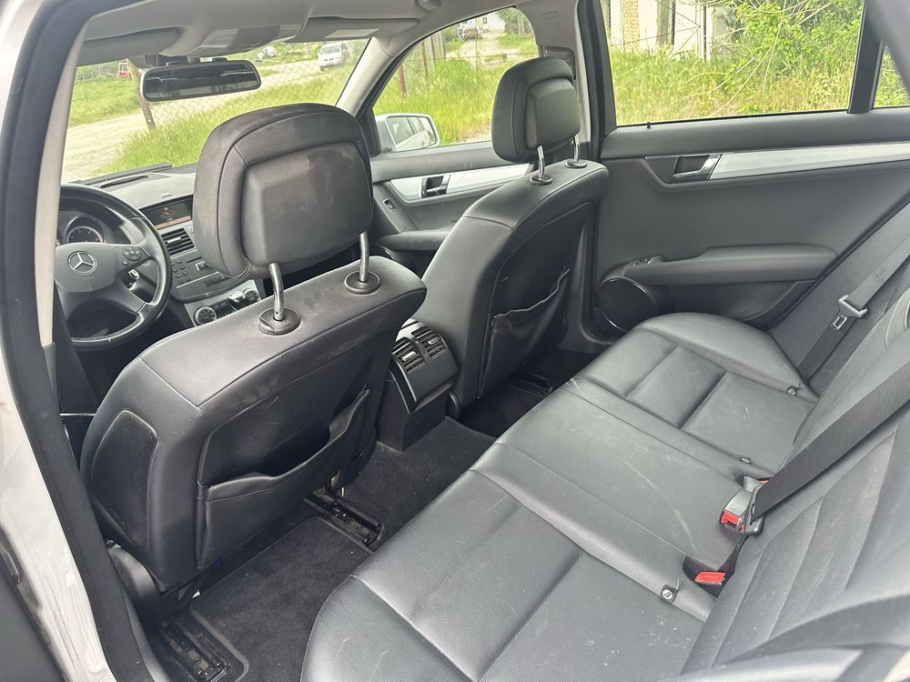 Мерцедес ц 220 Mercedes c220