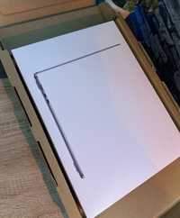 Vand MacBook Air 15 inch ca nou Garantie + Husa + Dock Station