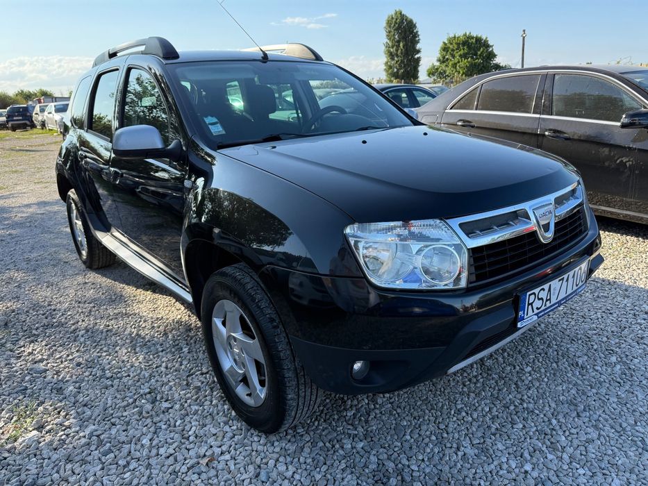 Dacia Duster plata partiala avans 3000e  si 2500e in 3 luni direct din parc