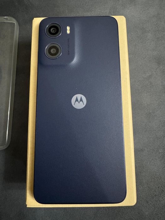 Срочно Motorola E15