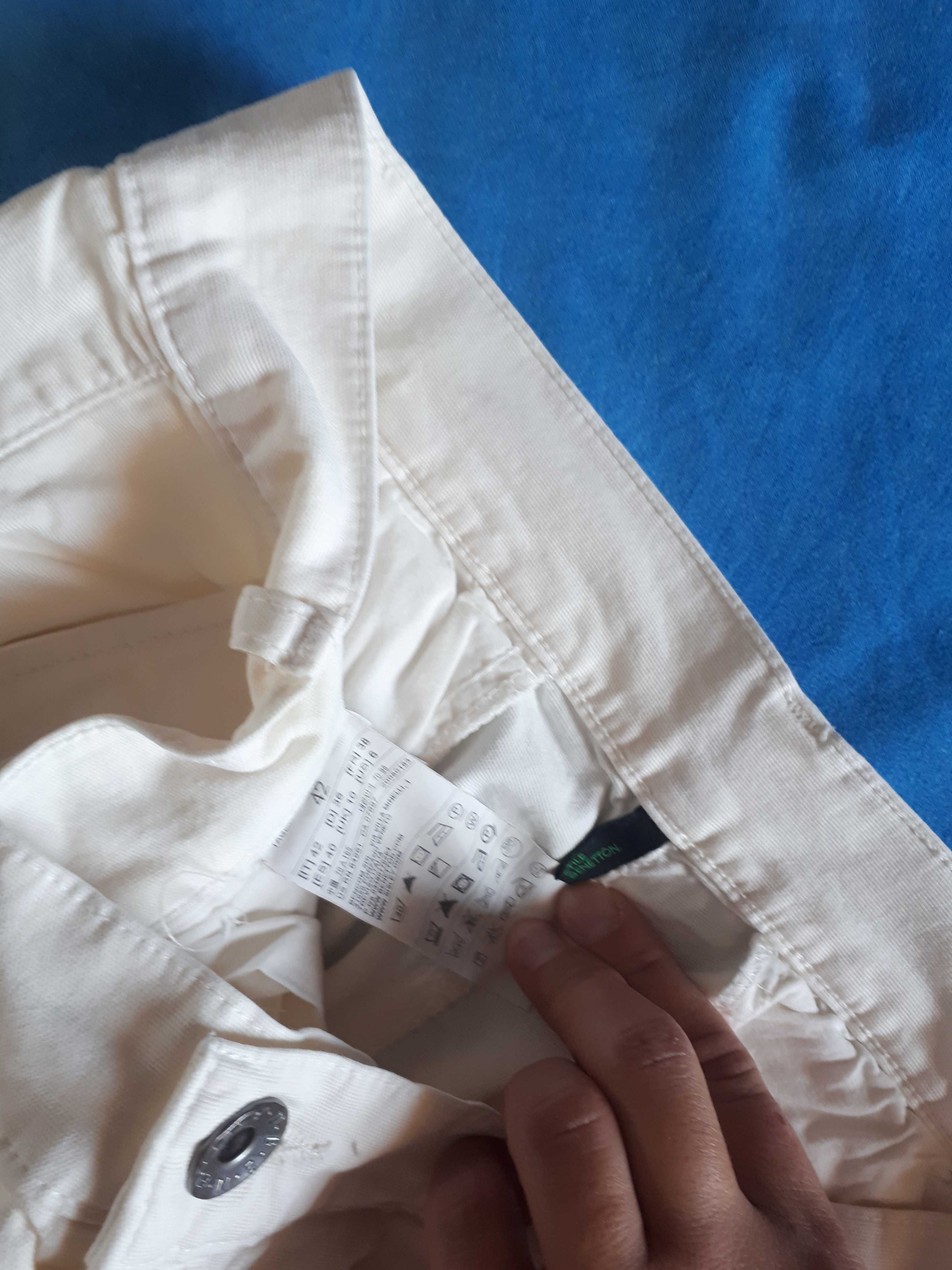Панталони United Colors of Benetton, Pause Jeans, дънки Mango и др.