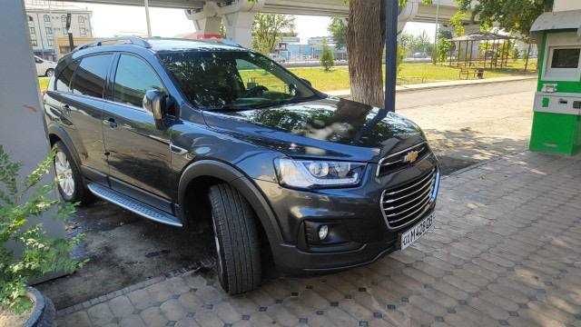 Chevrolet captiva 4