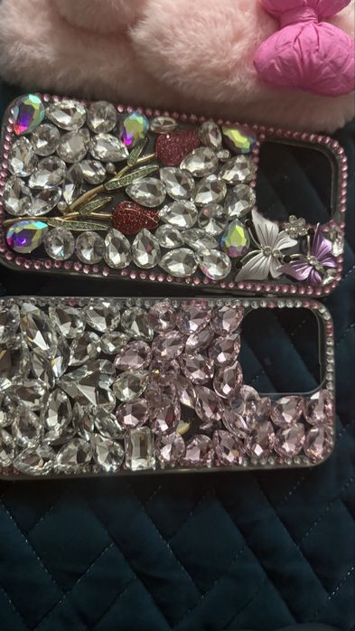 Продам красивые чехлы на айфон 15 про макс