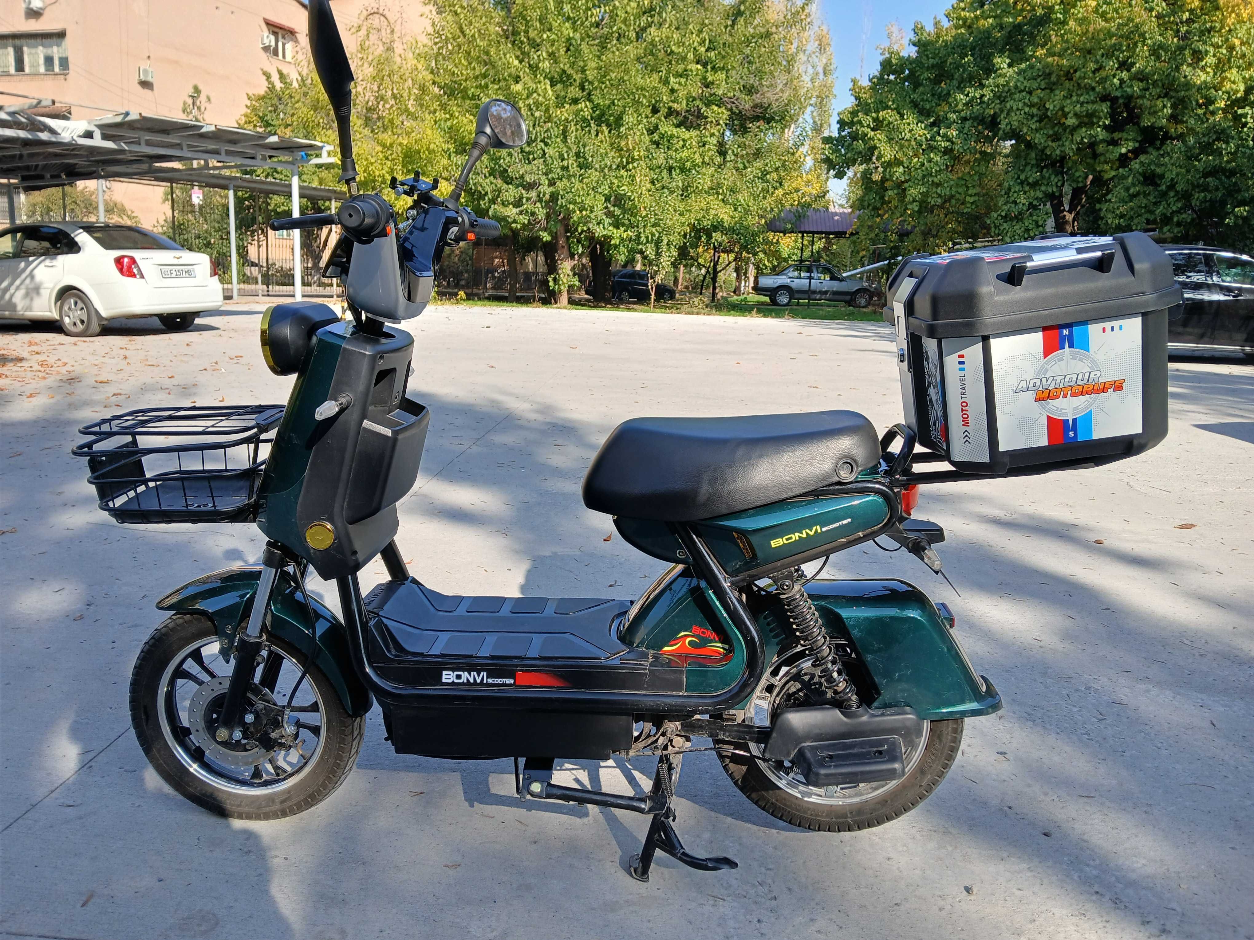 Elektro skuter sotiladi