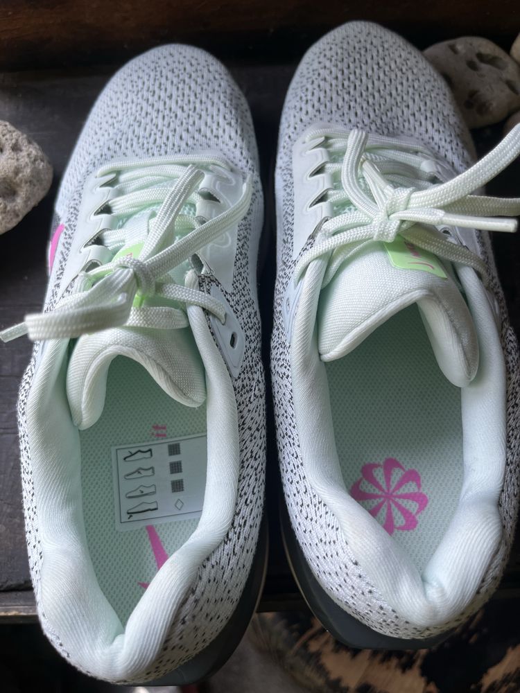 Nike Winflo нови