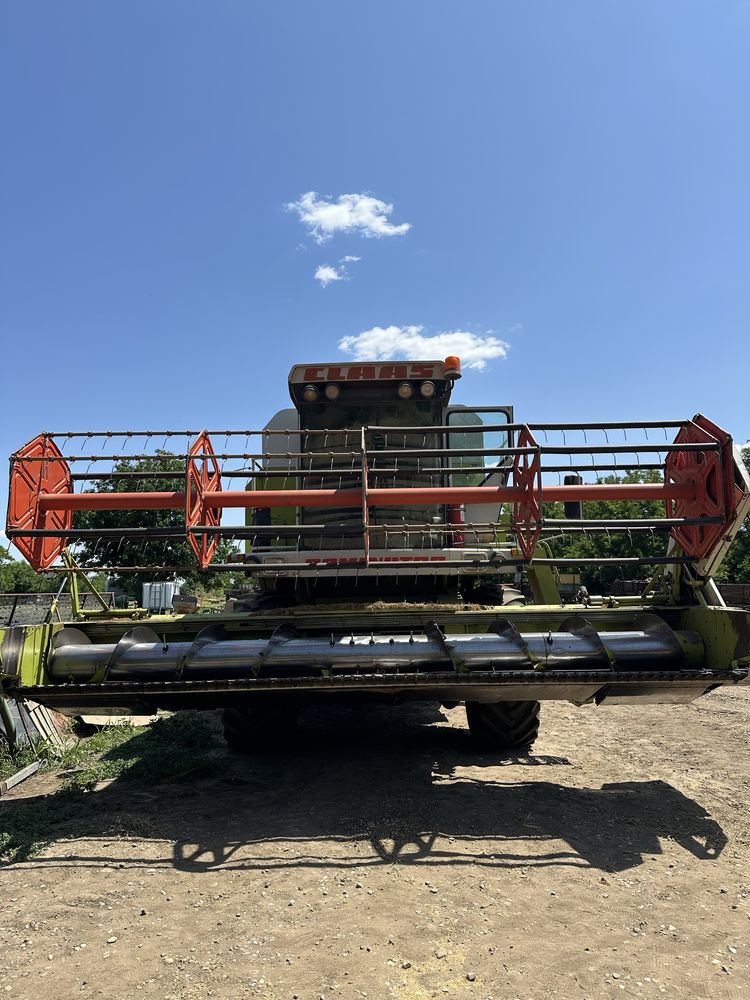 Vand Claas Mega 204