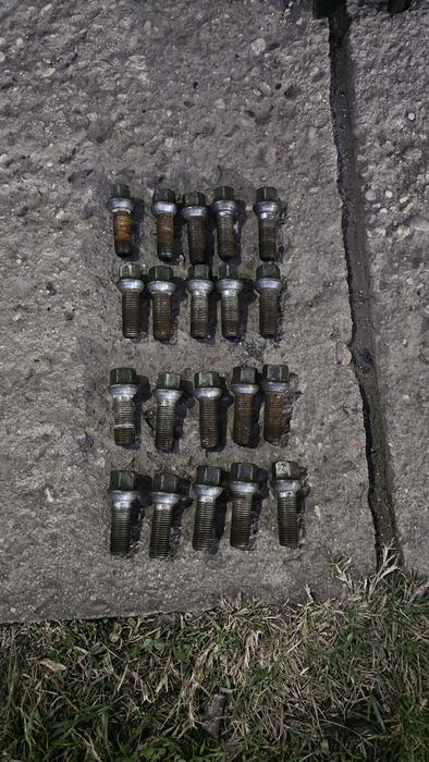 Vand 20 prezoane 30mm pe filet