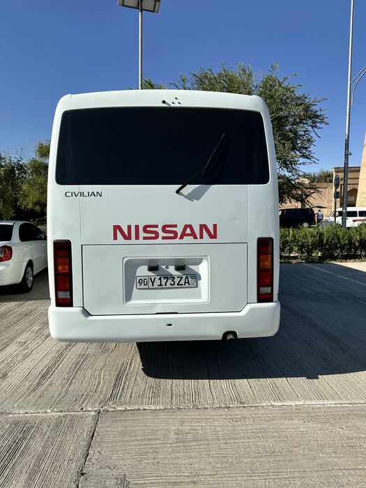 Микравтобус Ниссан