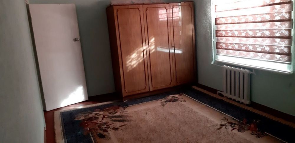 Qoraqamish nukus azia 1 xona 350 y.e