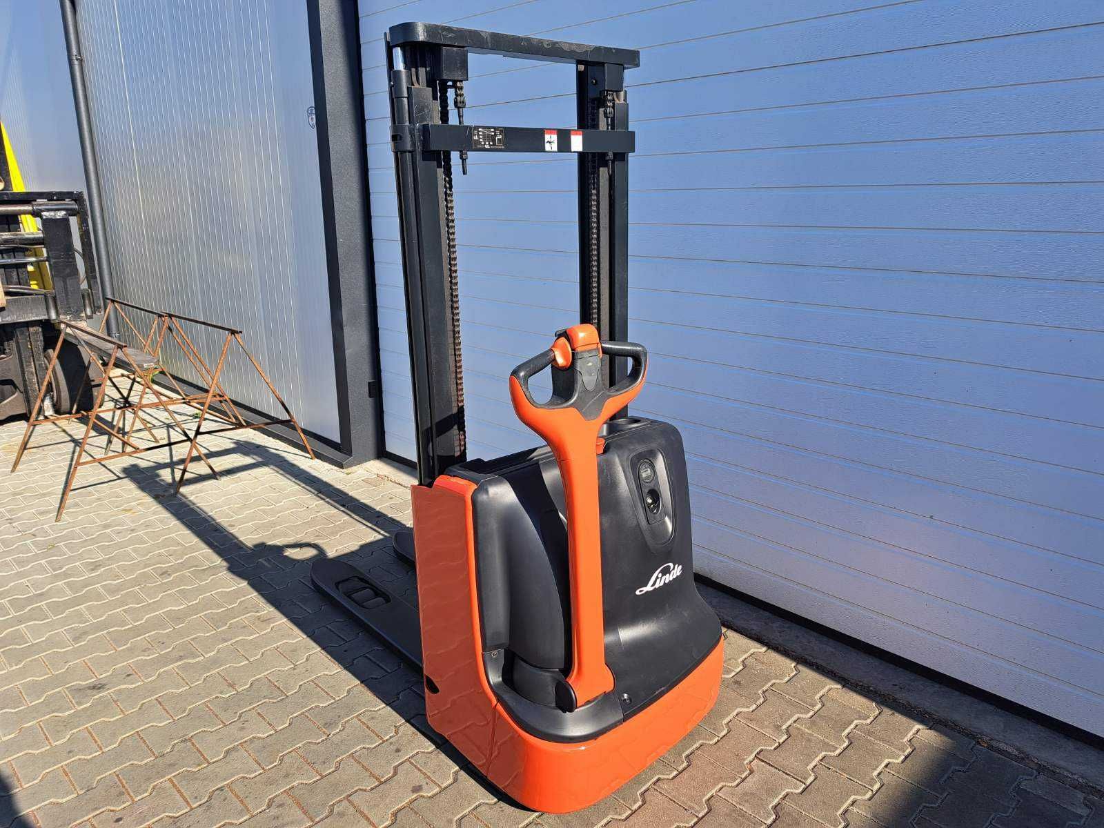 Електрически стакер Linde L12 - от АБ Сервиз мотокари, електрокари