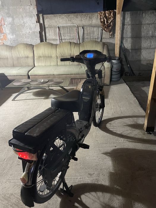 Scuter electric fullechipat – 40 km/h – ideal oraș! Preț negociabil