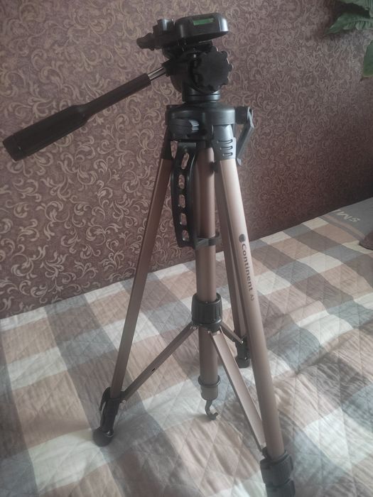 Штатив для камеры