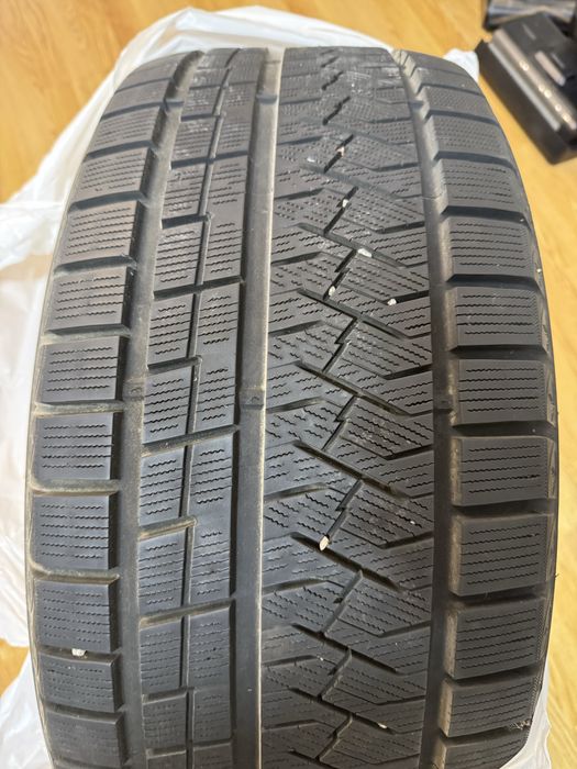 Шины пара зимние 255/45/19 triangle