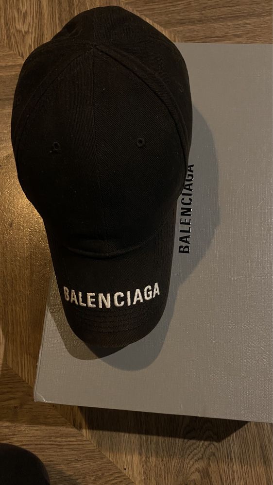 sapca Balenciaga negru/ size L - originala