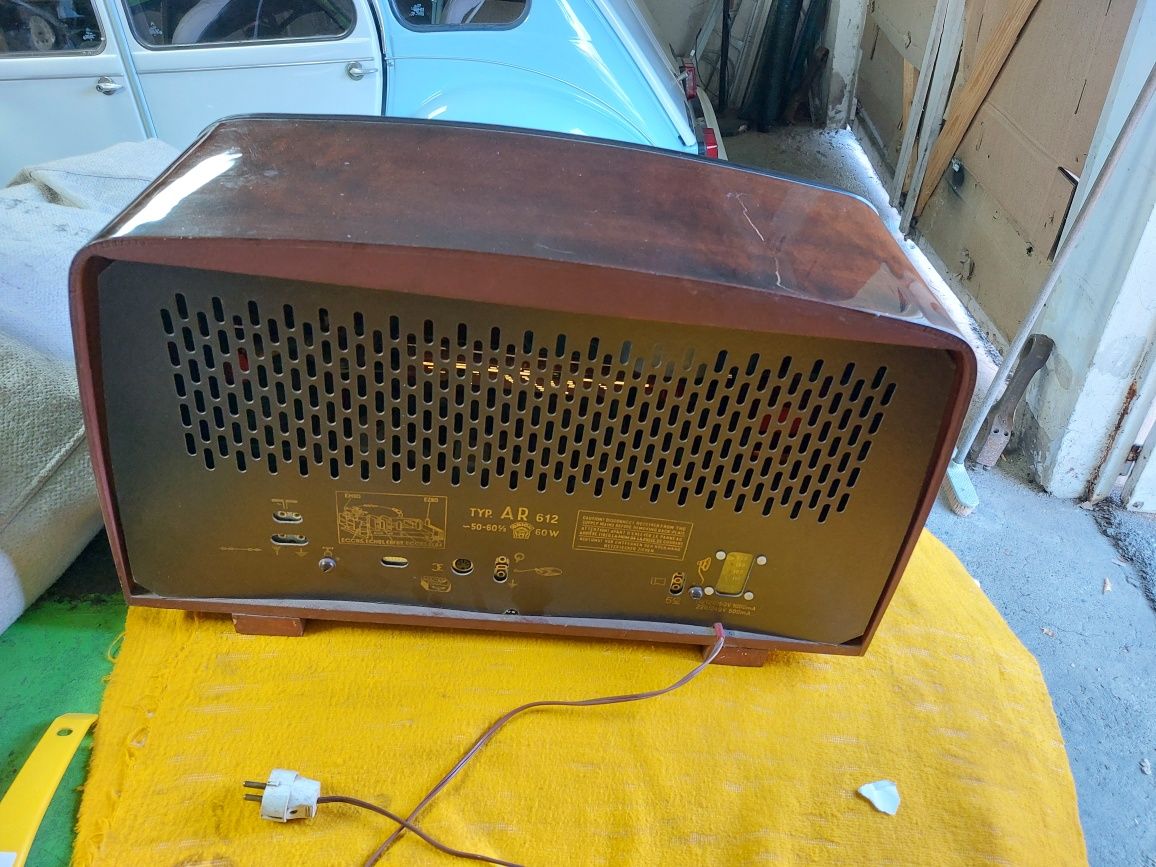Radio cu lămpi, vechi, Orion