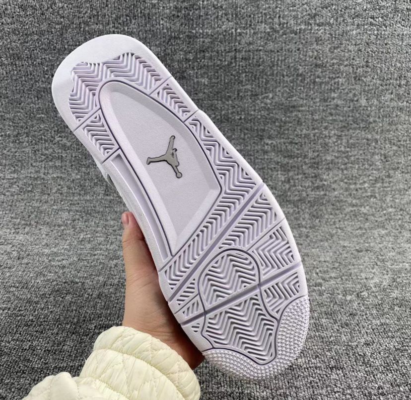 Jordan 4 Pure Money