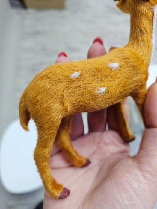 Реалистично еленче семейство елени