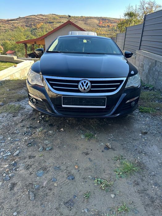 Vând Volkswagen passat CC