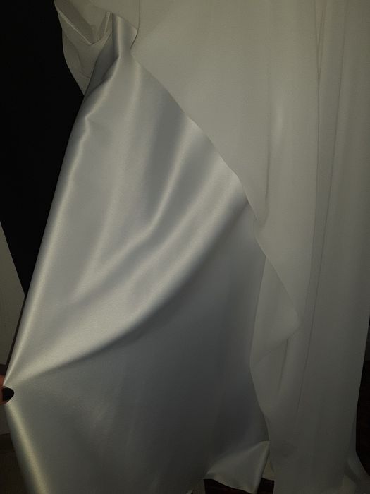 Vand rochie de mireasa